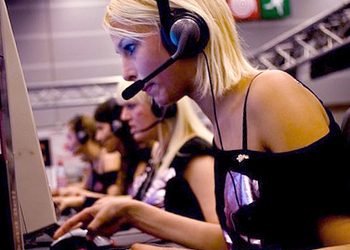 176571_w350_h250_f-3983165