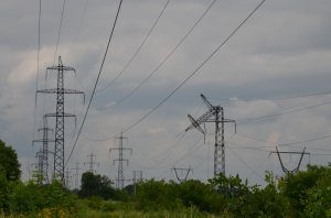 В ДНР от обстрела киевских силовиков повреждена ЛЭП, по которой поставляется энергия на Украину