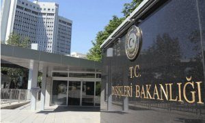 Турция выразила возмущение требованием США прекратить бомбить курдов в Сирии