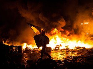 [Майдан 3.0] «Я чувствую запах горящих шин. И, поверьте, это будет настоящий третий Майдан, а не имитация, которая на днях происходила в центре Киева» — III Президент Украины