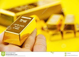 Цены на золото выросли до годового максимума