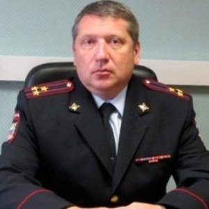 Начальника полиции Внуково задержали перед повышением по службе(Подозреваемый в коррупции полковник метил на место начальника полиции Управления на транспорте МВД по ЦФО)