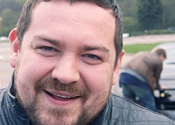 180025_w350_h250_f-6945668