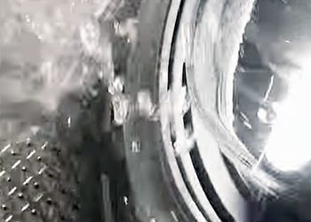 Что на самом деле происходит внутри стиральной машины засняли на видео